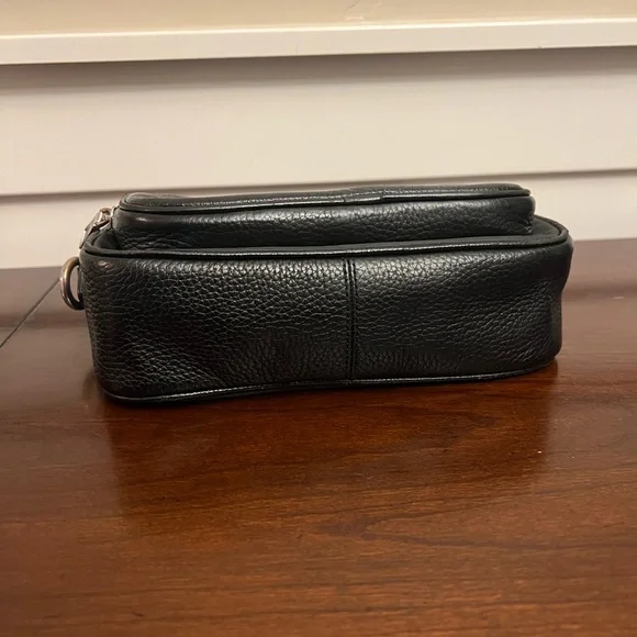 Coach Court Crossbody - Picture 7 of 8